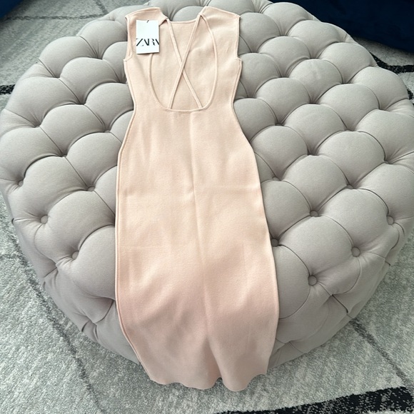 Zara Women's Pink Sleeveless Dress - Picture 2 of 5